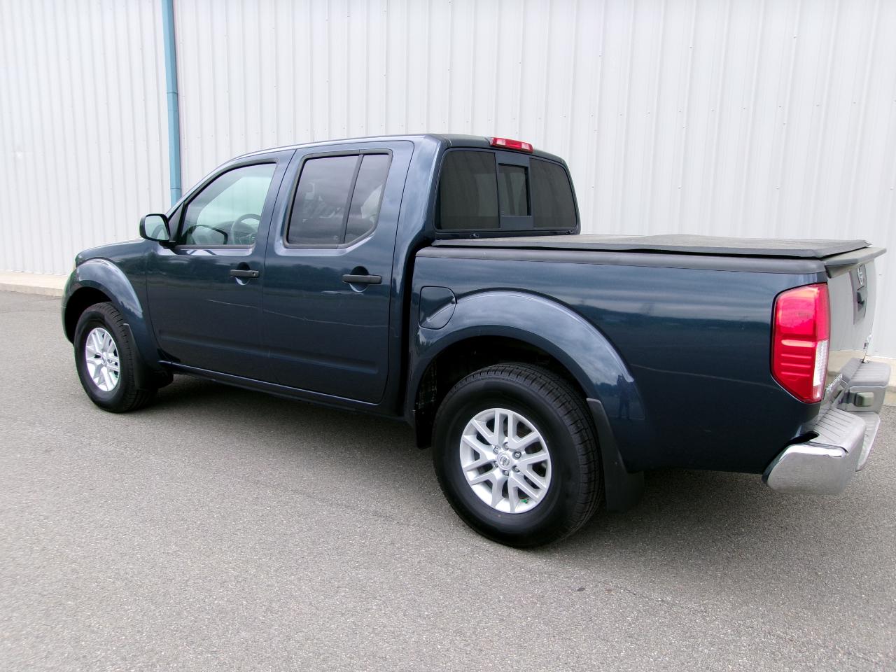 Nissan Frontier Crew Cab 4x4 SV V6 Auto 2018