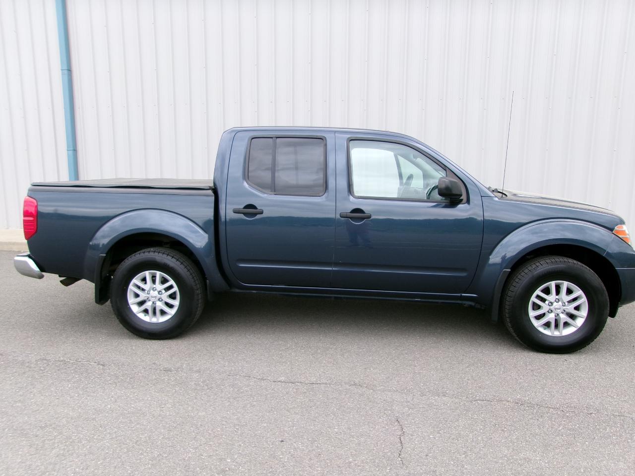 Nissan Frontier Crew Cab 4x4 SV V6 Auto 2018