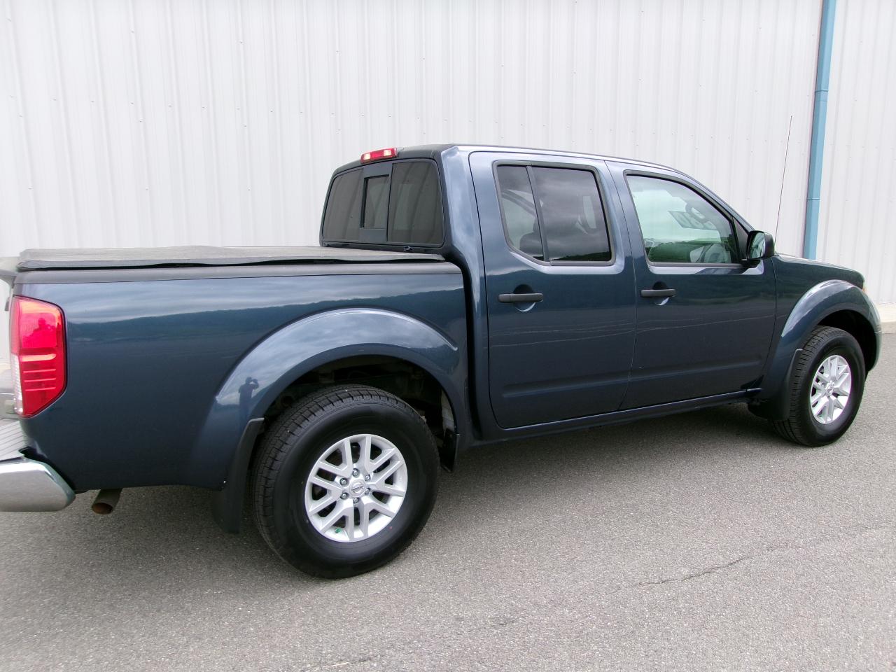 Nissan Frontier Crew Cab 4x4 SV V6 Auto 2018