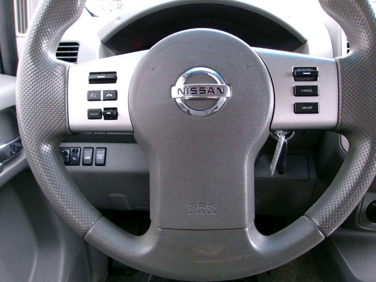 Nissan Frontier Crew Cab 4x4 SV V6 Auto 2018