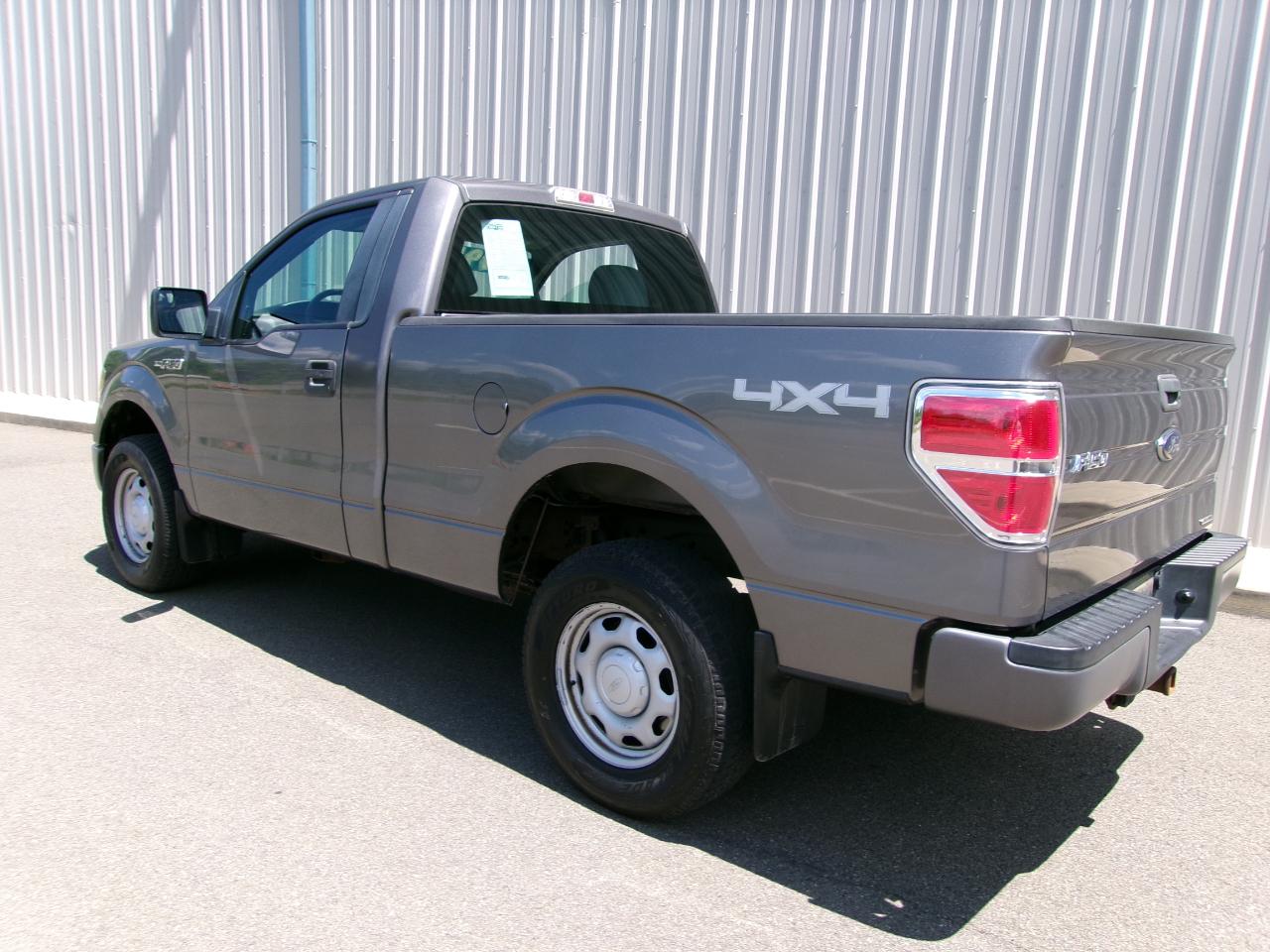 Ford F-150 4WD Reg Cab 126" XLT 2013