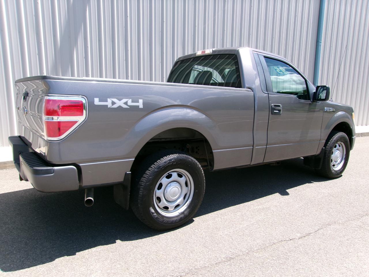 Ford F-150 4WD Reg Cab 126" XLT 2013