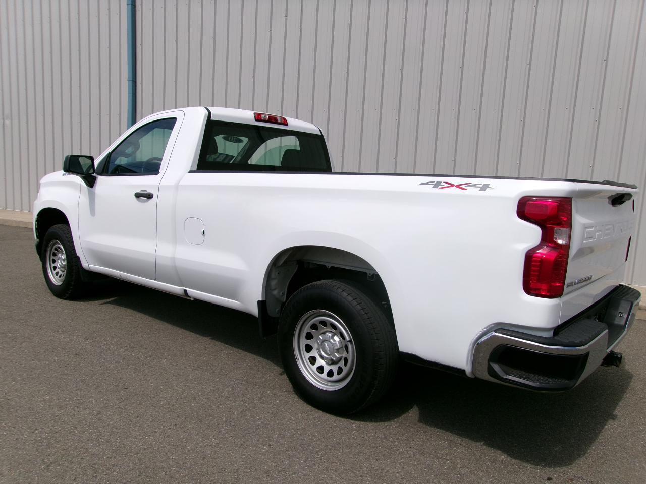 Chevrolet Silverado 1500 4WD Reg Cab 140" Work Truck 2020