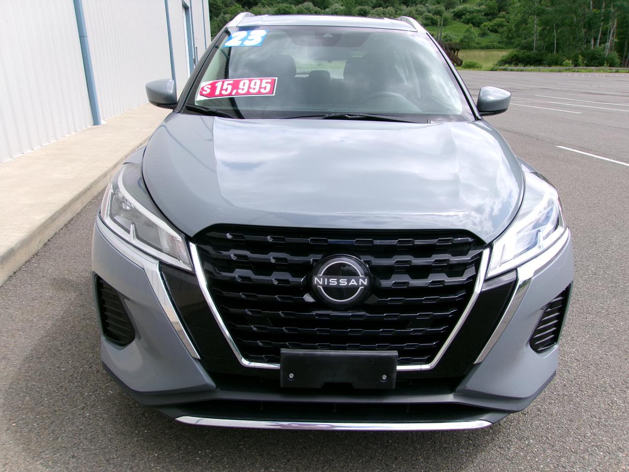 Nissan Kicks SV FWD 2023