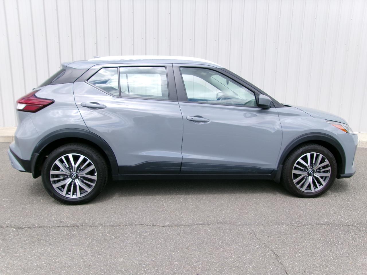 Nissan Kicks SV FWD 2023