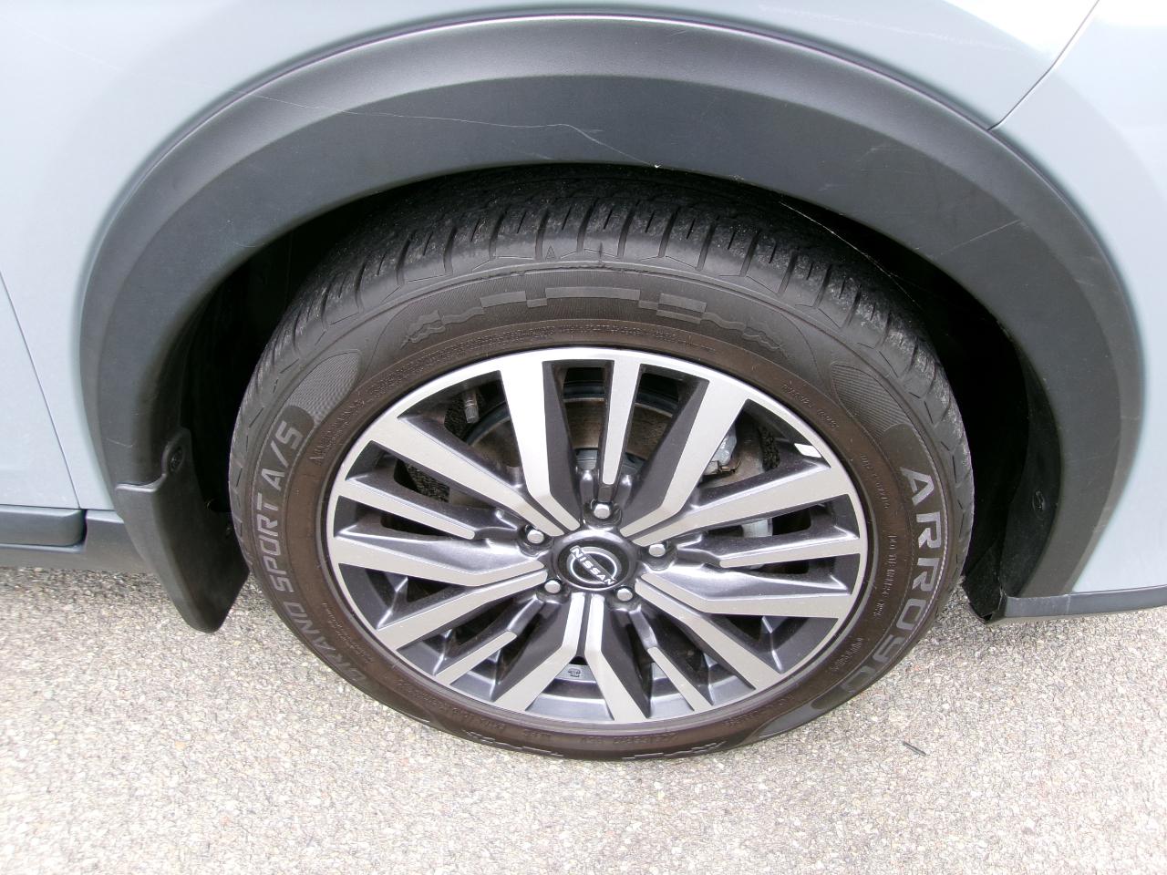 Nissan Kicks SV FWD 2023