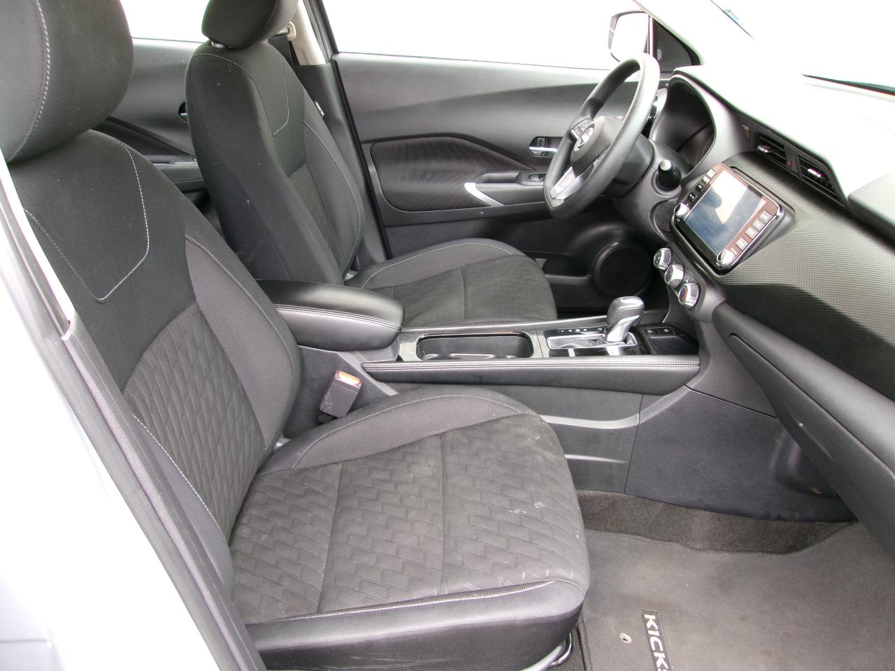 Nissan Kicks SV FWD 2023