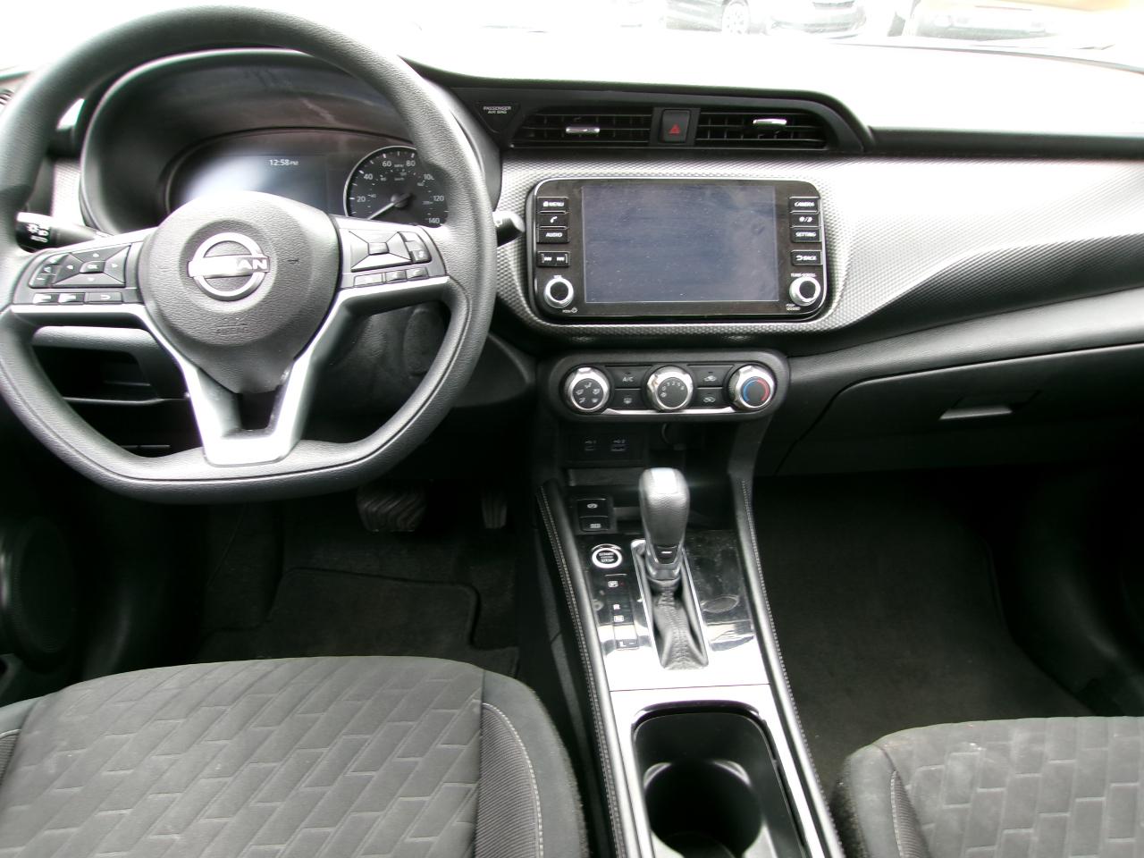 Nissan Kicks SV FWD 2023