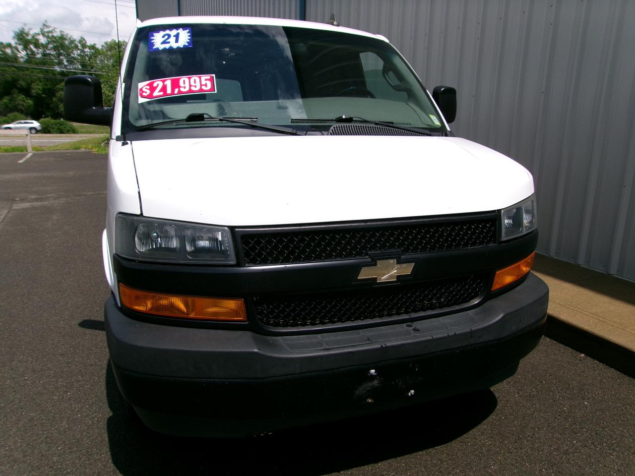 Chevrolet Express Cargo Van RWD 2500 155" 2021
