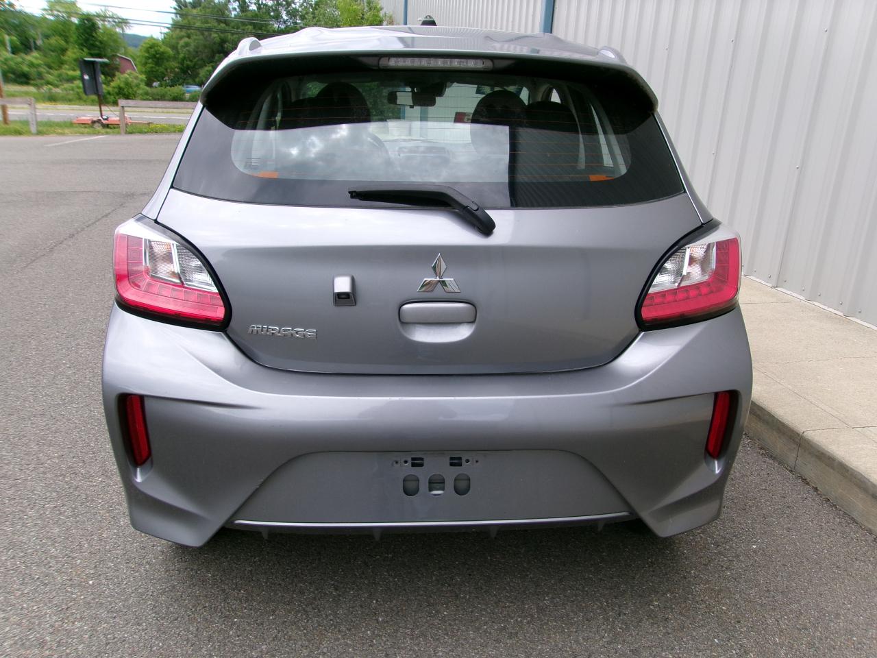 Mitsubishi Mirage Carbonite Edition CVT 2021