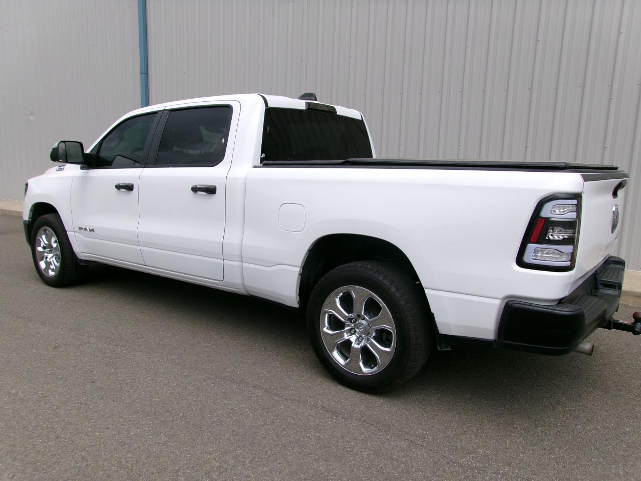 RAM 1500 Tradesman 4x4 Crew Cab 6'4" Box 2020