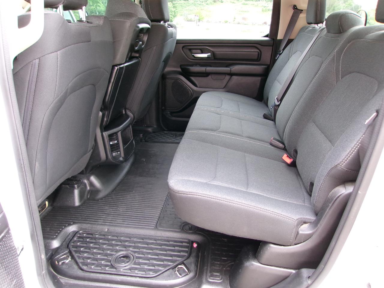 RAM 1500 Tradesman 4x4 Crew Cab 6'4" Box 2020