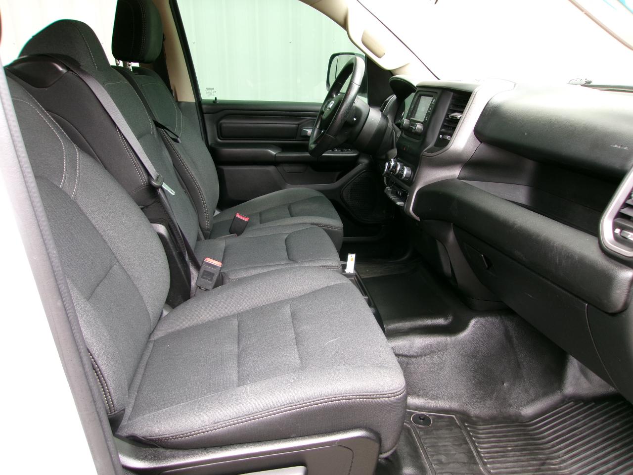RAM 1500 Tradesman 4x4 Crew Cab 6'4" Box 2020