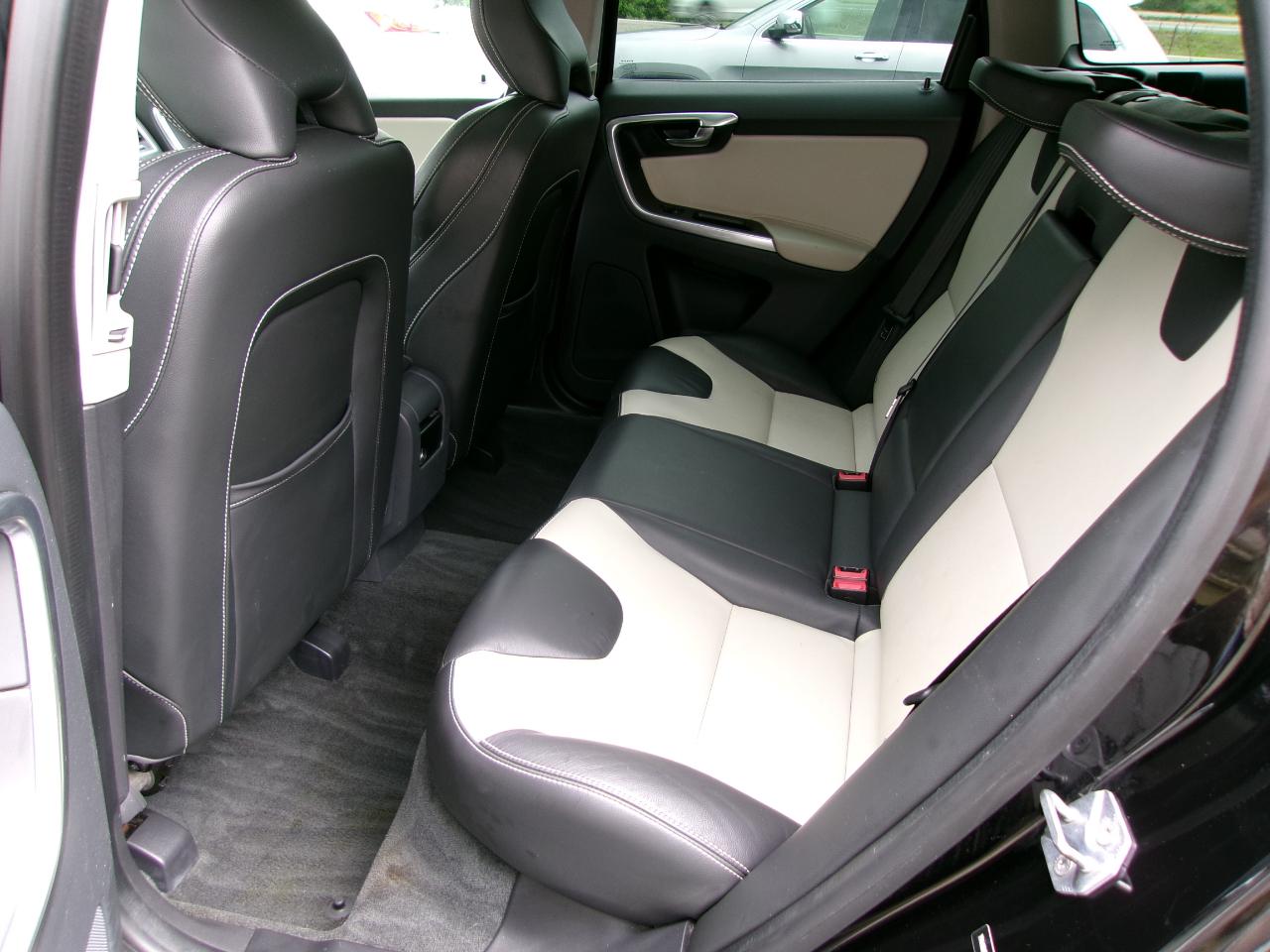 Volvo XC60 T5 FWD Dynamic 2017