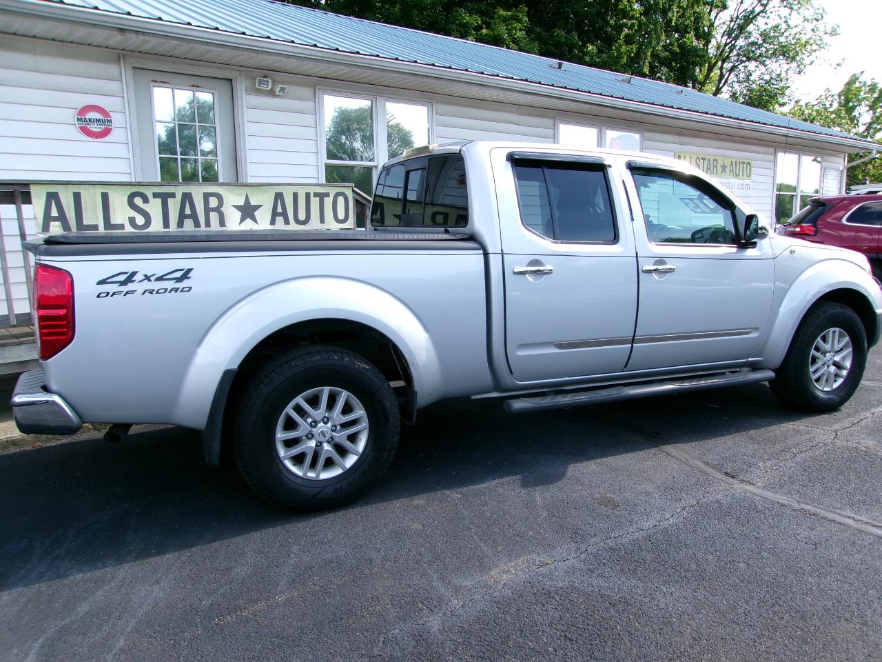Nissan Frontier 4WD Crew Cab LWB Auto SV 2016