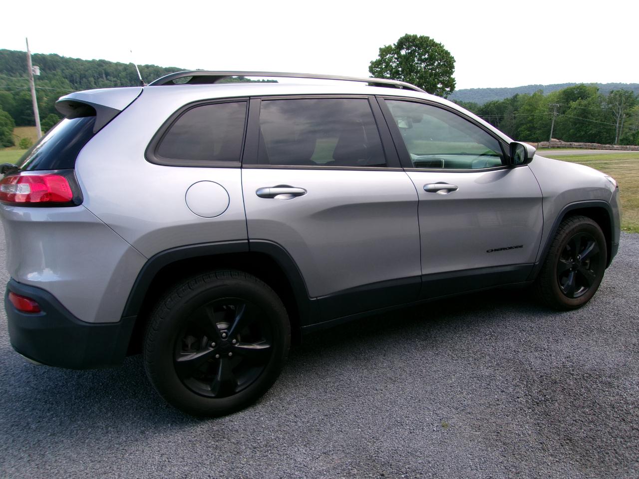 Jeep Cherokee 4WD 4dr Altitude *Ltd Avail* 2016