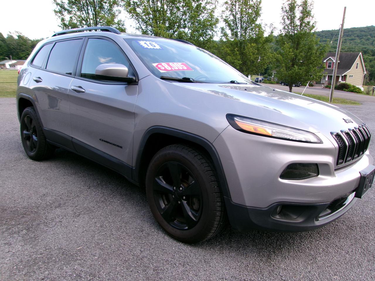 Jeep Cherokee 4WD 4dr Altitude *Ltd Avail* 2016