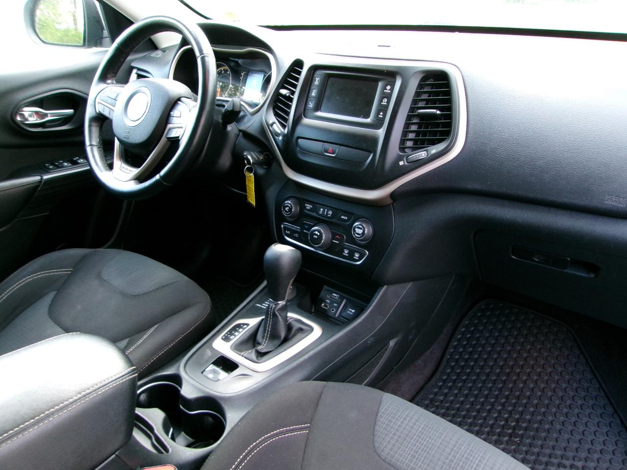Jeep Cherokee 4WD 4dr Altitude *Ltd Avail* 2016