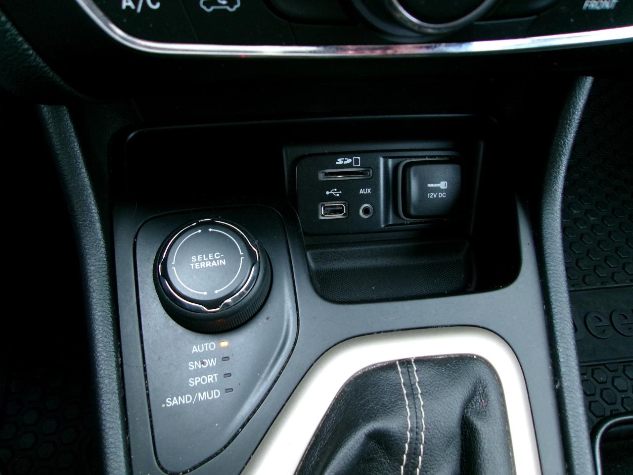 Jeep Cherokee 4WD 4dr Altitude *Ltd Avail* 2016