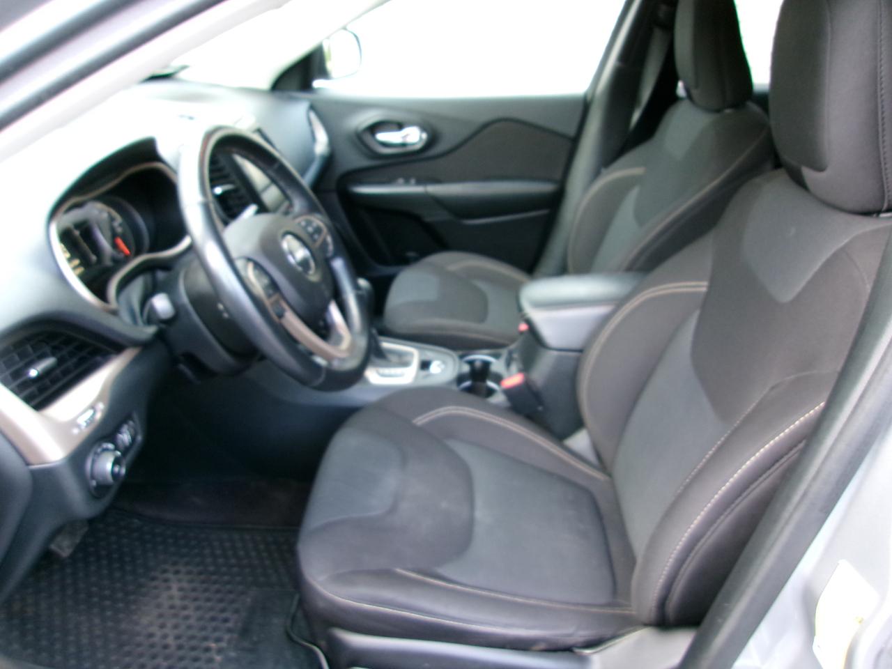 Jeep Cherokee 4WD 4dr Altitude *Ltd Avail* 2016