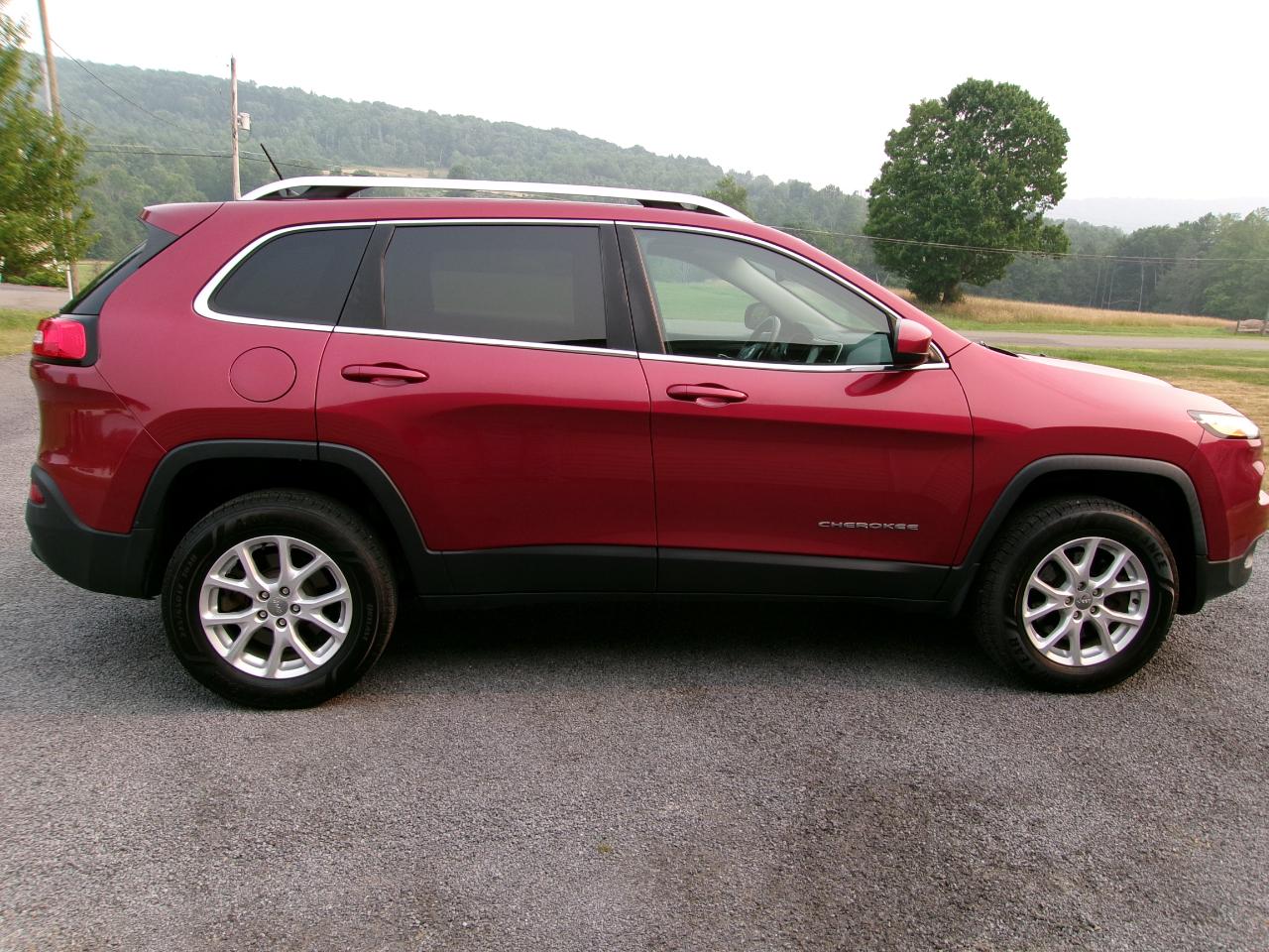 Jeep Cherokee 4WD 4dr Latitude 2015