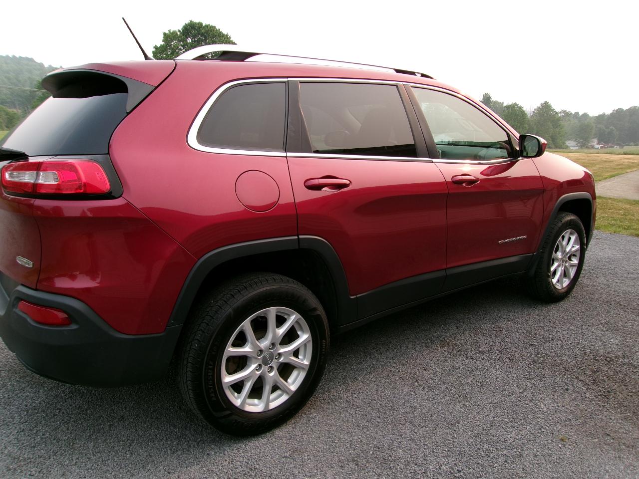 Jeep Cherokee 4WD 4dr Latitude 2015
