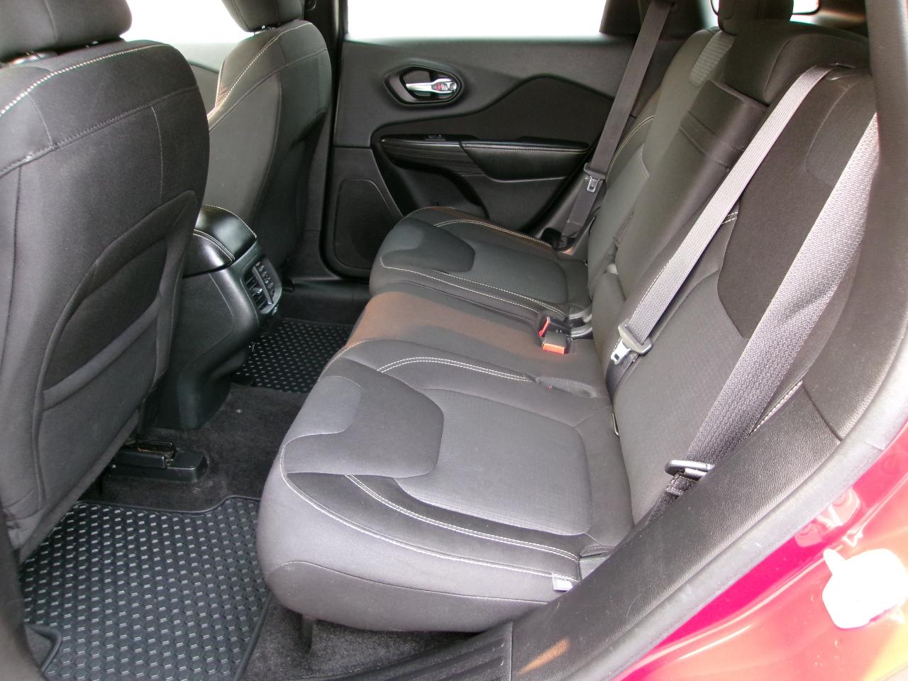 Jeep Cherokee 4WD 4dr Latitude 2015