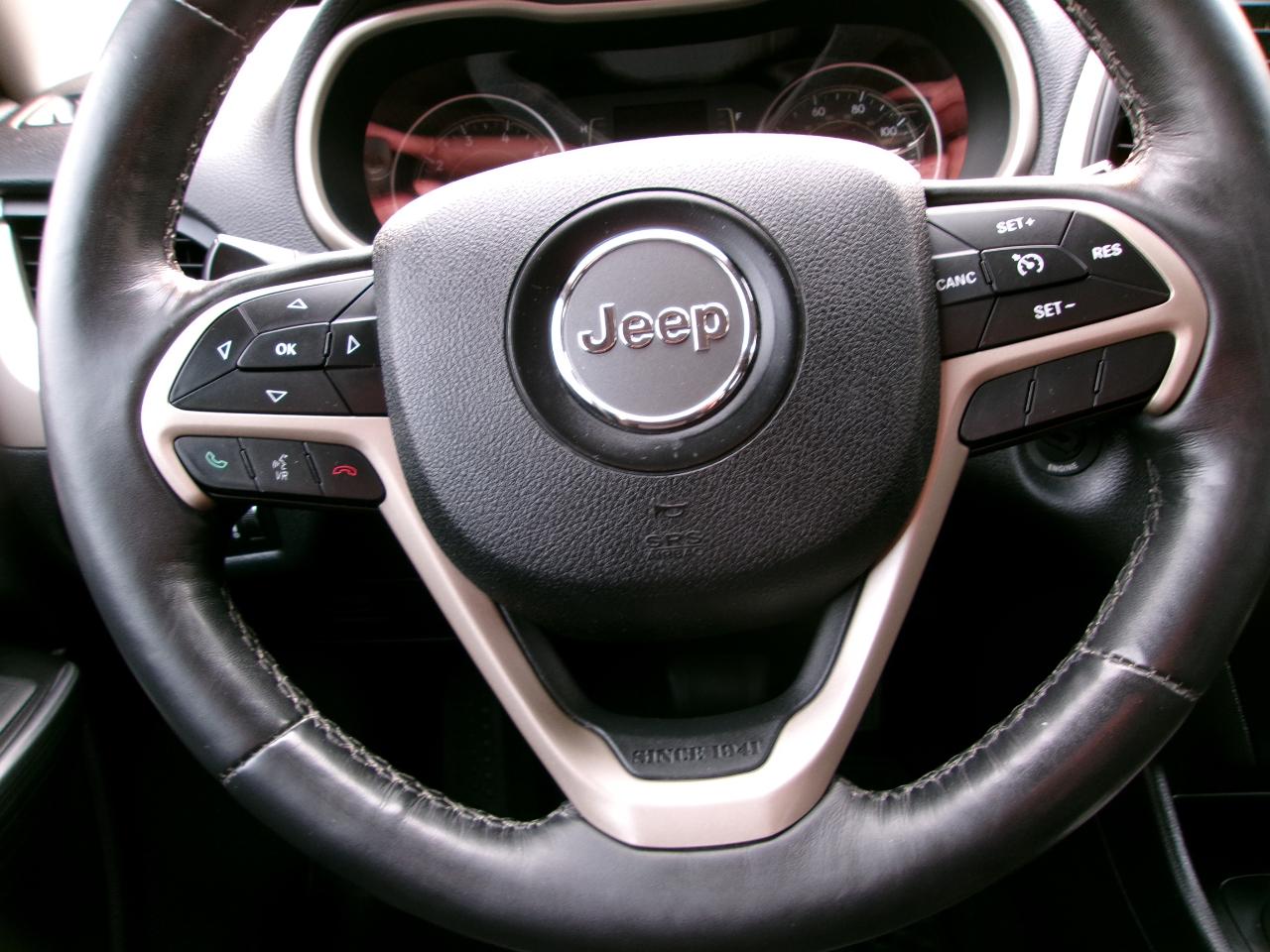 Jeep Cherokee 4WD 4dr Latitude 2015