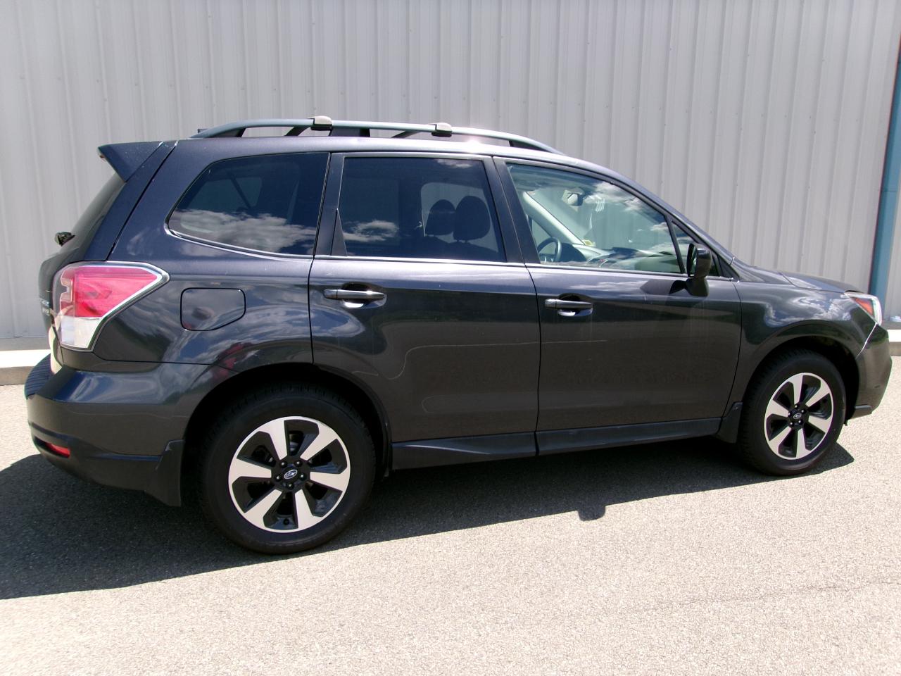 Subaru Forester 2.5i Premium CVT 2017