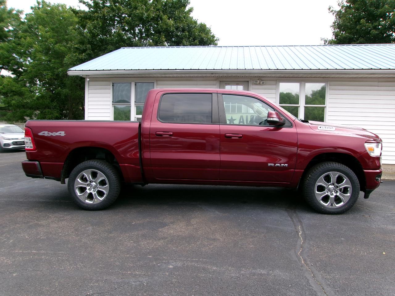 RAM 1500 Big Horn/Lone Star 4x4 Crew Cab 5'7" Box 2019