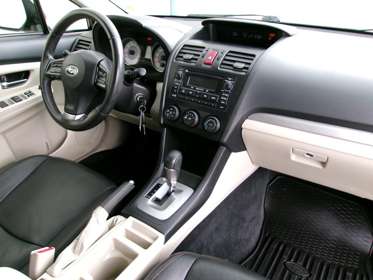 Subaru Impreza Wagon 5dr Auto 2.0i Premium 2013