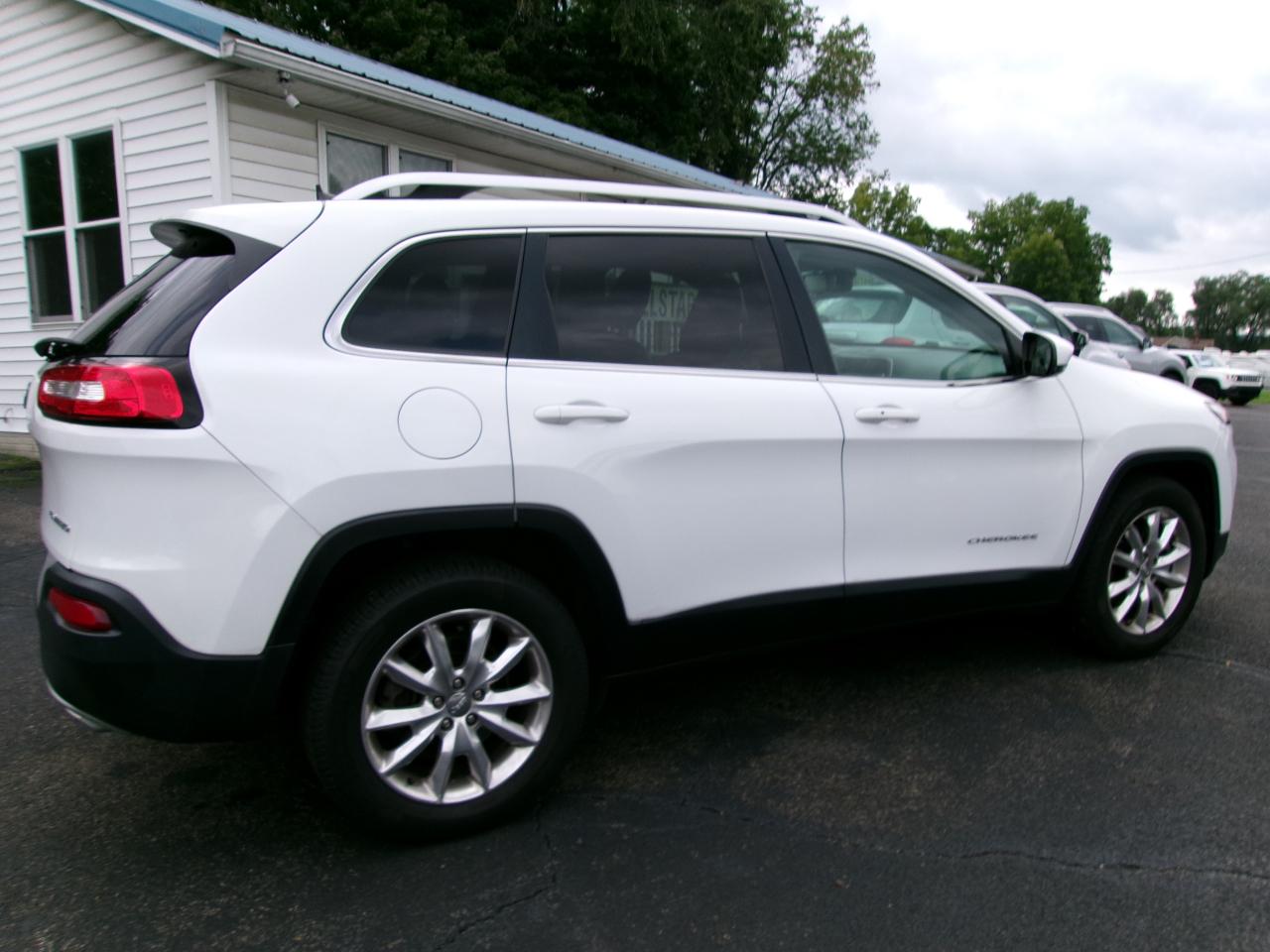 Jeep Cherokee 4WD 4dr Limited 2016