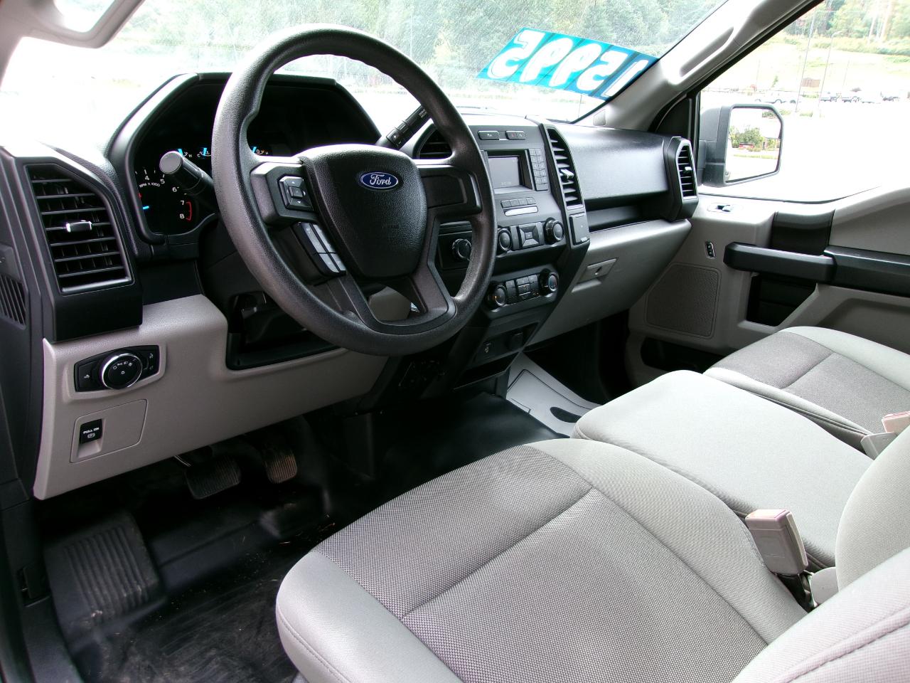 Ford F-150 XL 4WD Reg Cab 8' Box 2018