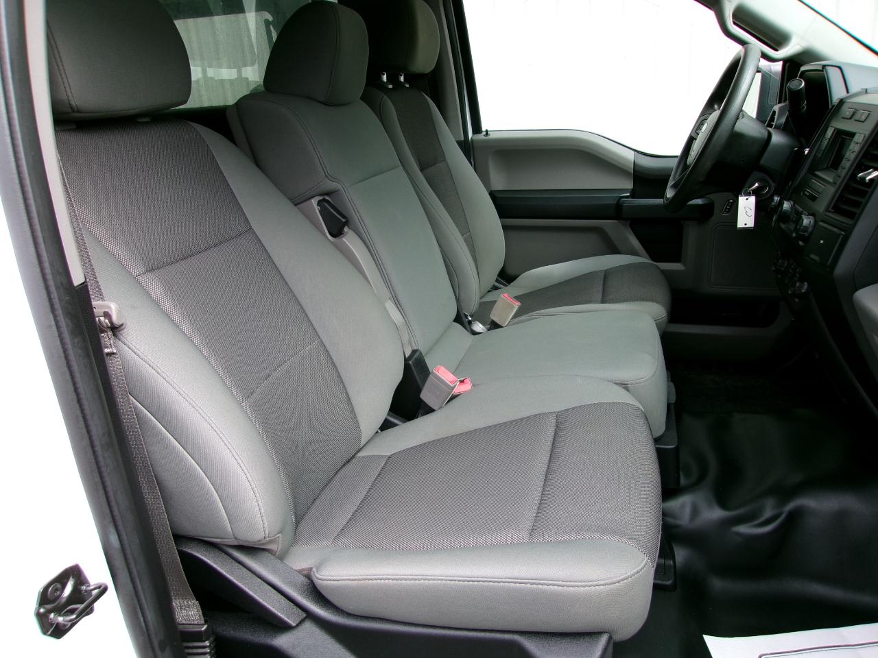 Ford F-150 XL 4WD Reg Cab 8' Box 2018