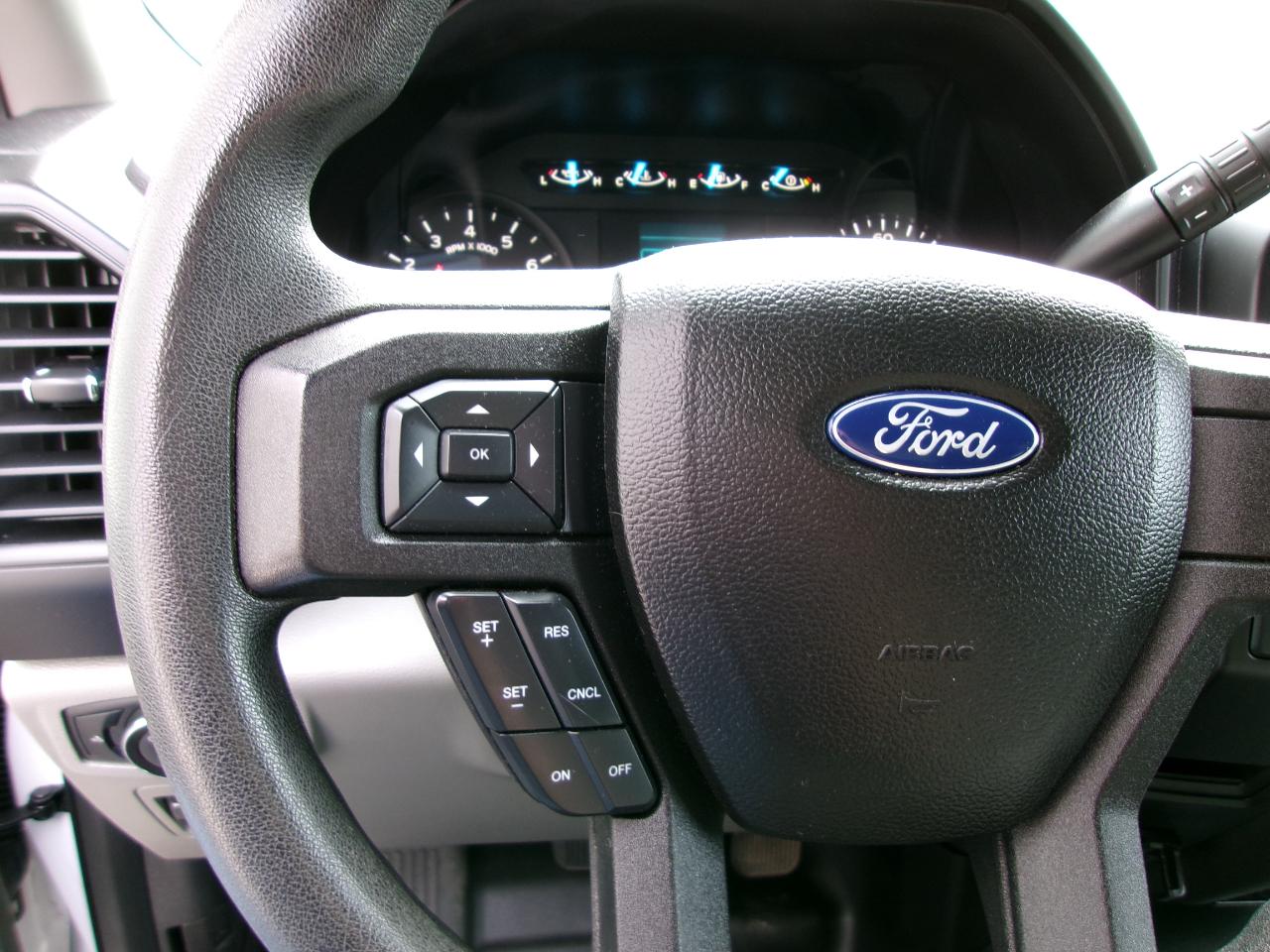 Ford F-150 XL 4WD Reg Cab 8' Box 2018