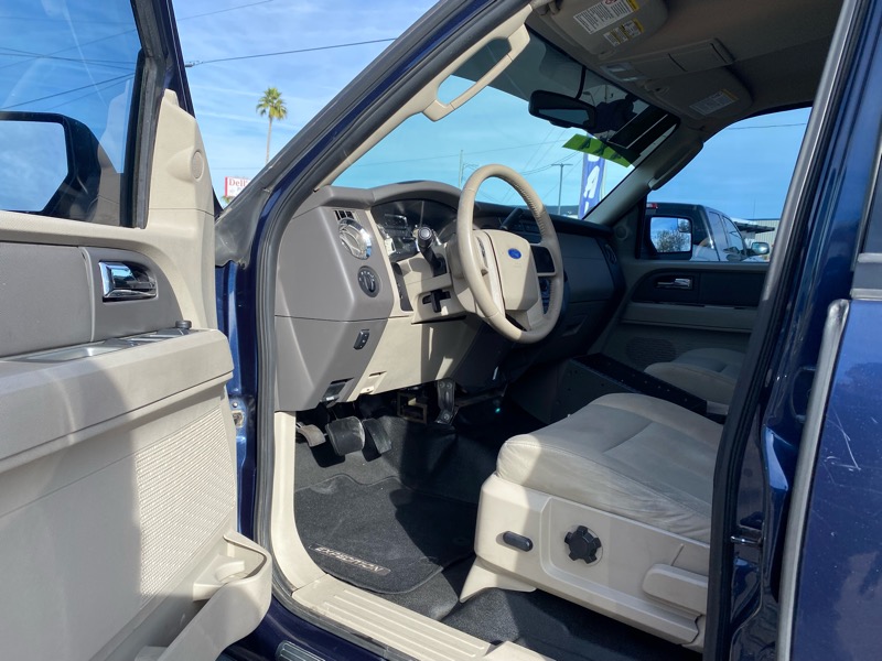 Ford Expedition XL 4WD 2014