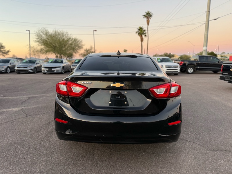 Chevrolet Cruze LS Auto 2018