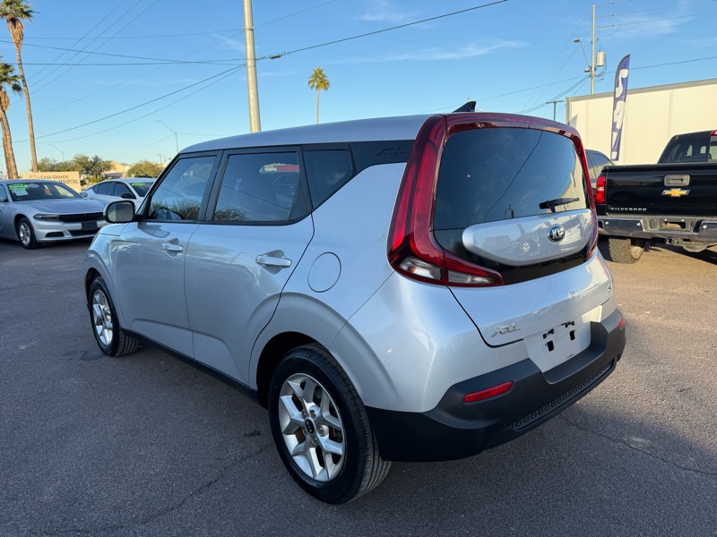 Kia Soul LX CVT 2020
