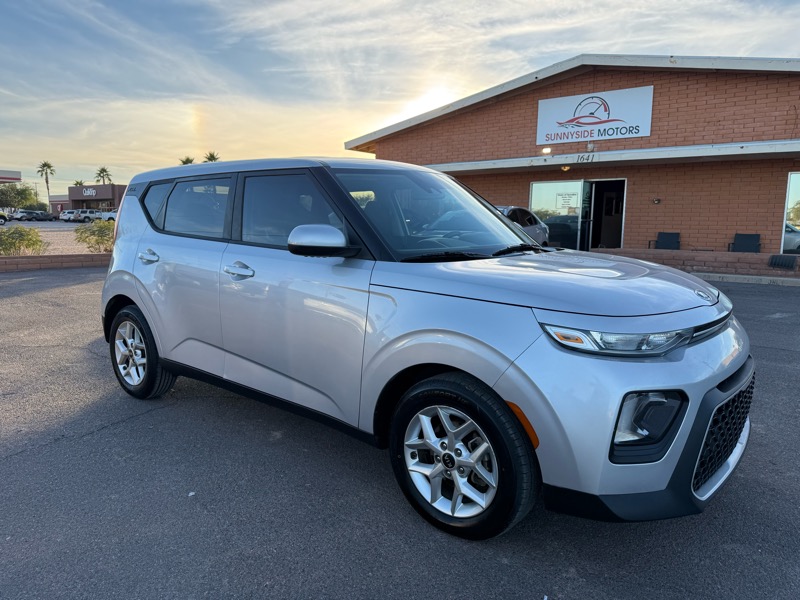 Kia Soul LX CVT 2020