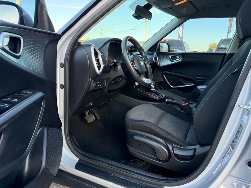 Kia Soul LX CVT 2020