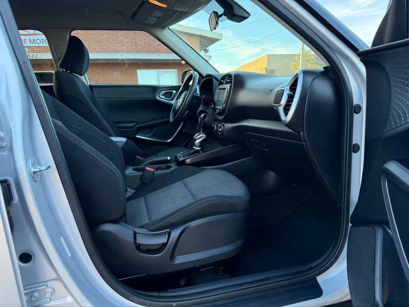 Kia Soul LX CVT 2020