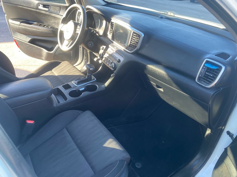 Kia Sportage LX FWD 2020