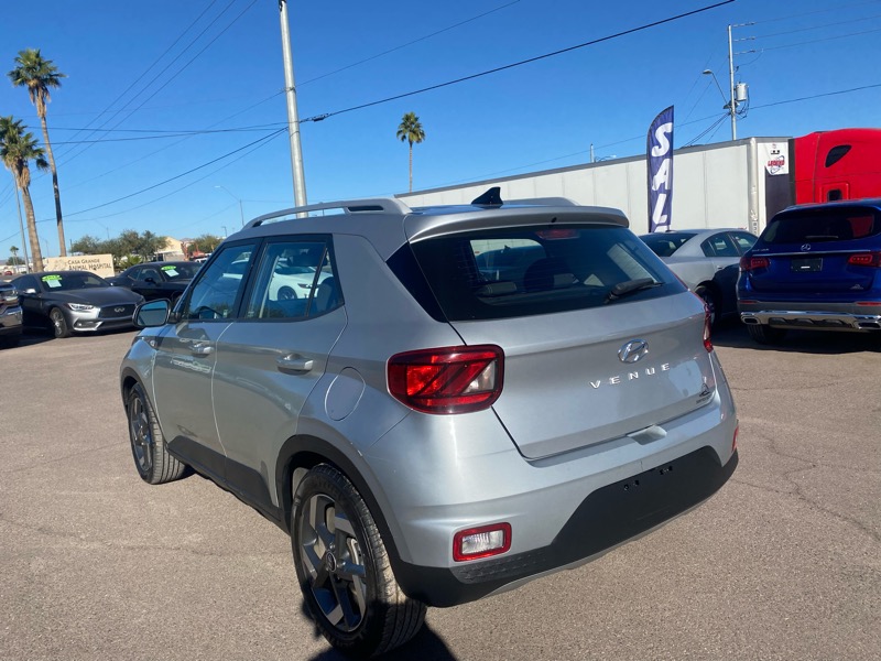 Hyundai Venue SEL 2021