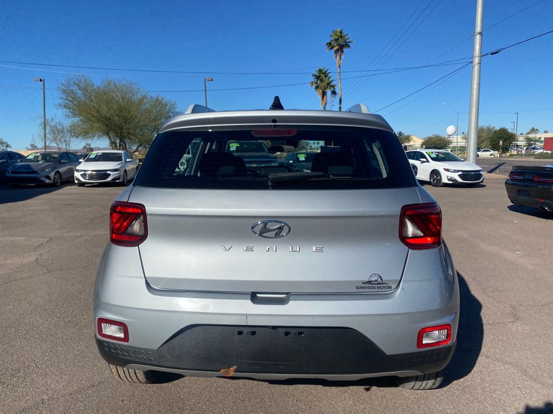 Hyundai Venue SEL 2021