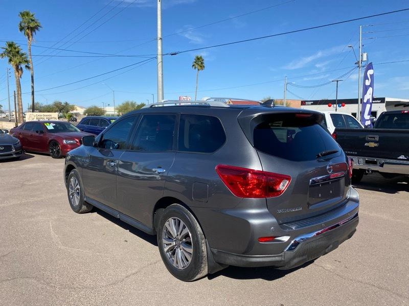 Nissan Pathfinder S 2020