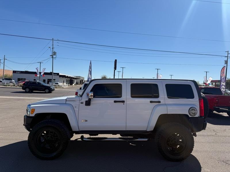 HUMMER H3 Base 2009