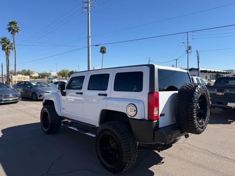 HUMMER H3 Base 2009