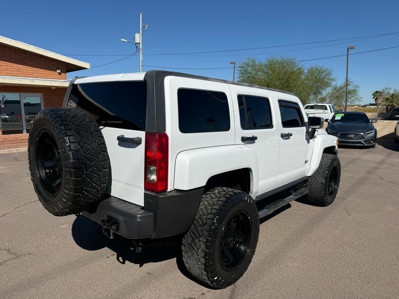 HUMMER H3 Base 2009