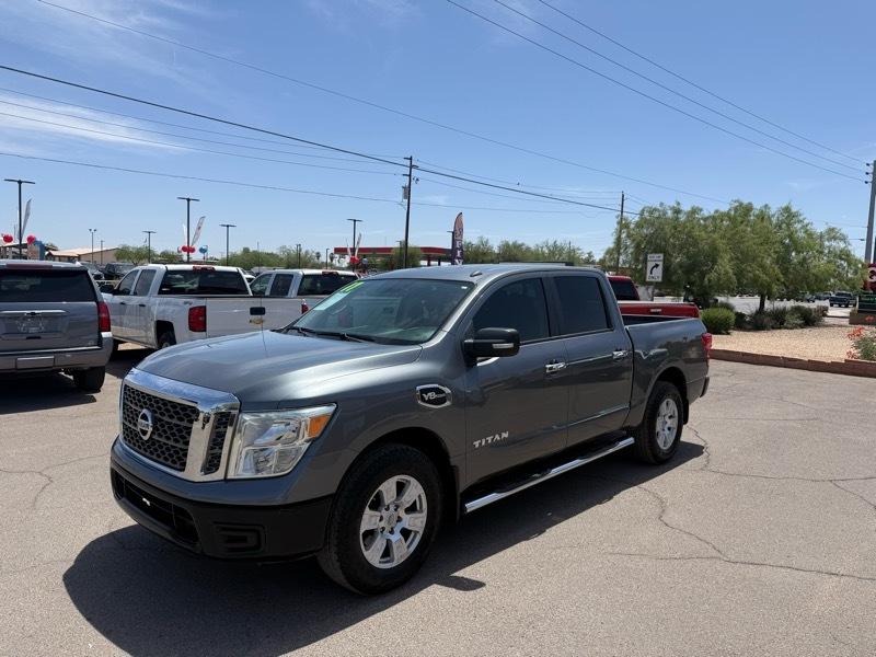 Nissan Titan S Crew Cab 2WD 2017