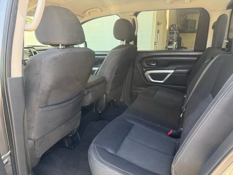 Nissan Titan S Crew Cab 2WD 2017